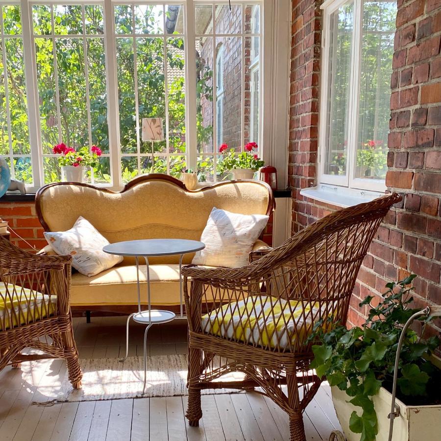 Villa Sandby B&B Borrby Eksteriør bilde