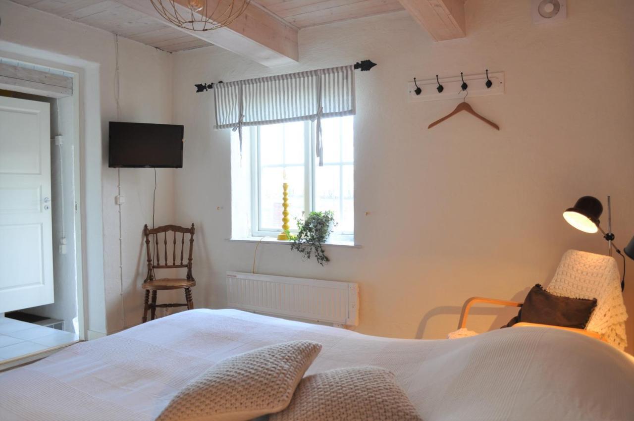 Villa Sandby B&B Borrby Eksteriør bilde